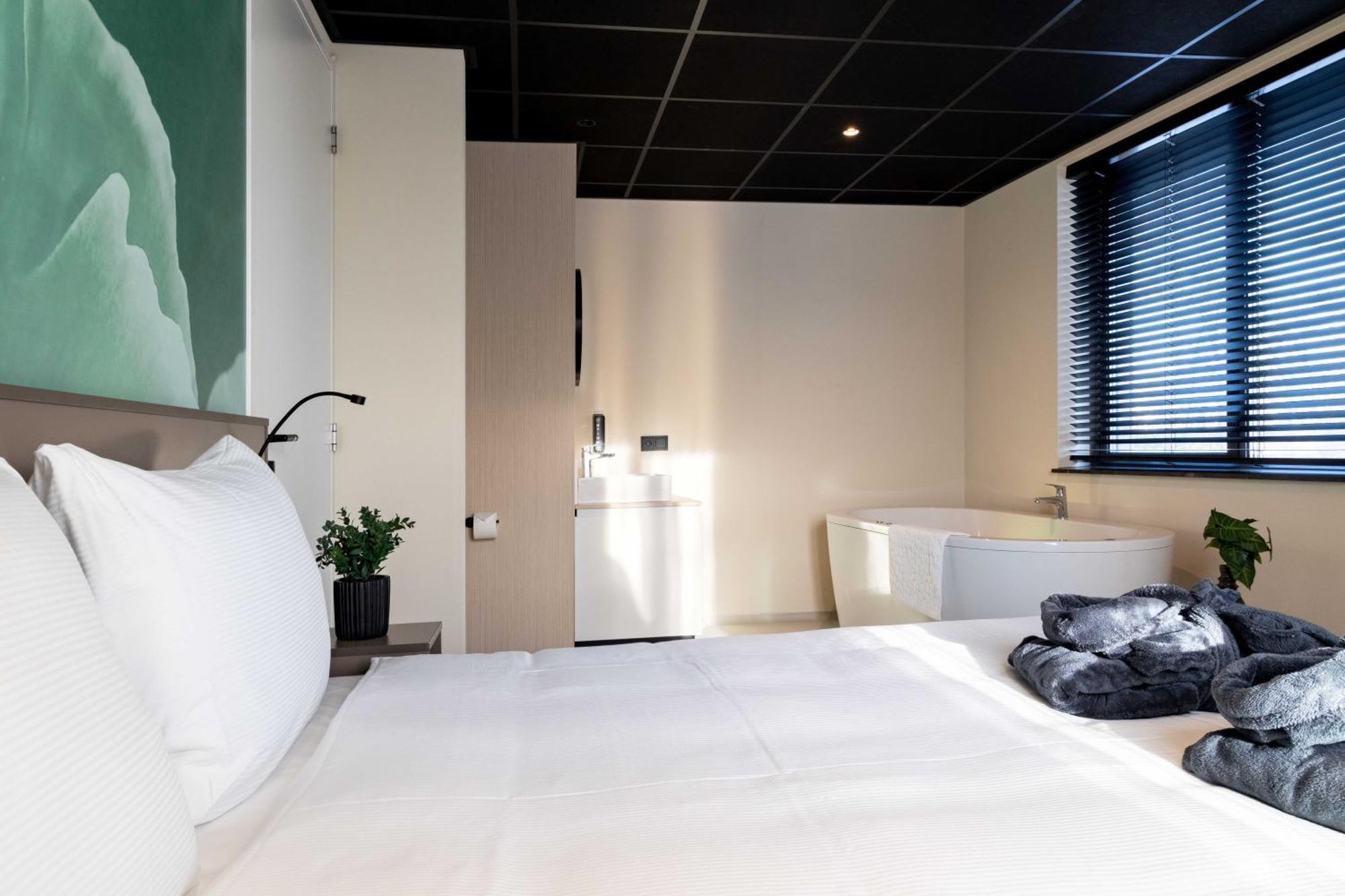 Hotel Waterstate Гус Екстер'єр фото